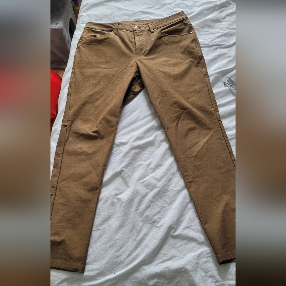 Lululemon Utilitech Pants